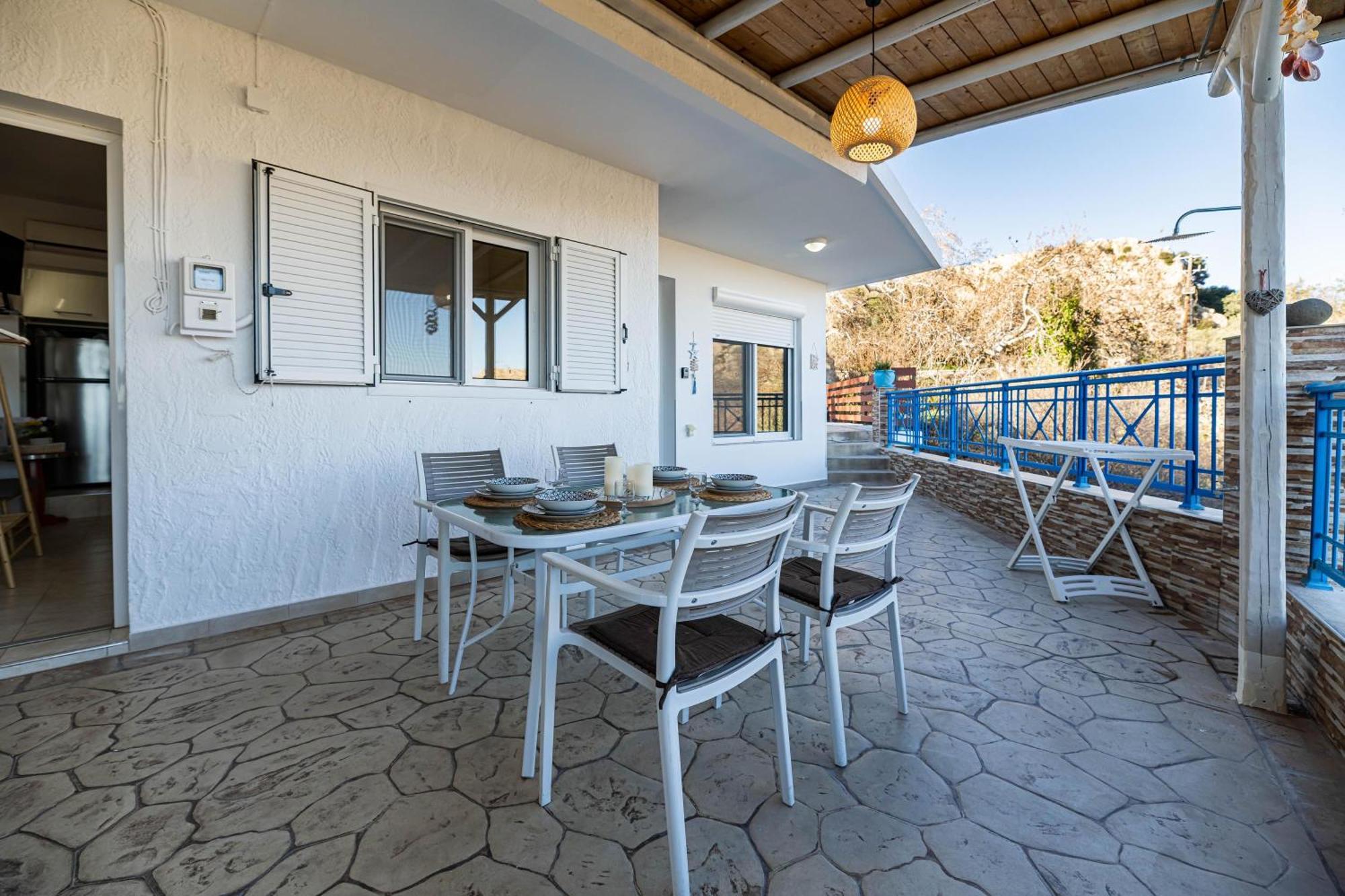 Aperanto Galazio Apartment Archangelos  Exterior photo