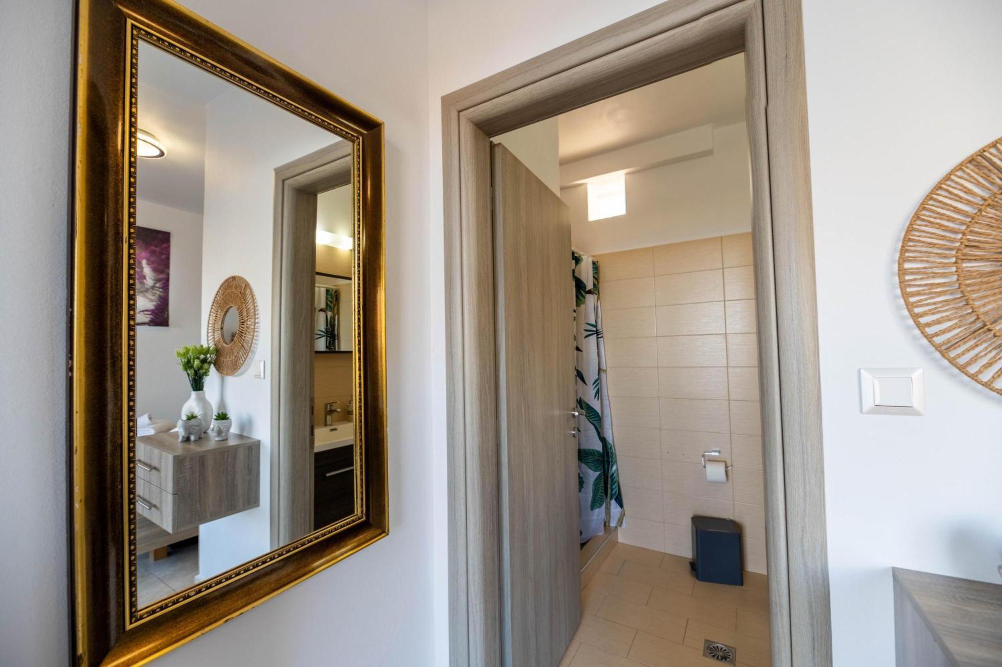 Aperanto Galazio Apartment Archangelos  Exterior photo